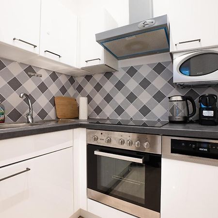 Apartment In The Central Area. 5 Minute'S Walk To The Danube. Vienna Esterno foto